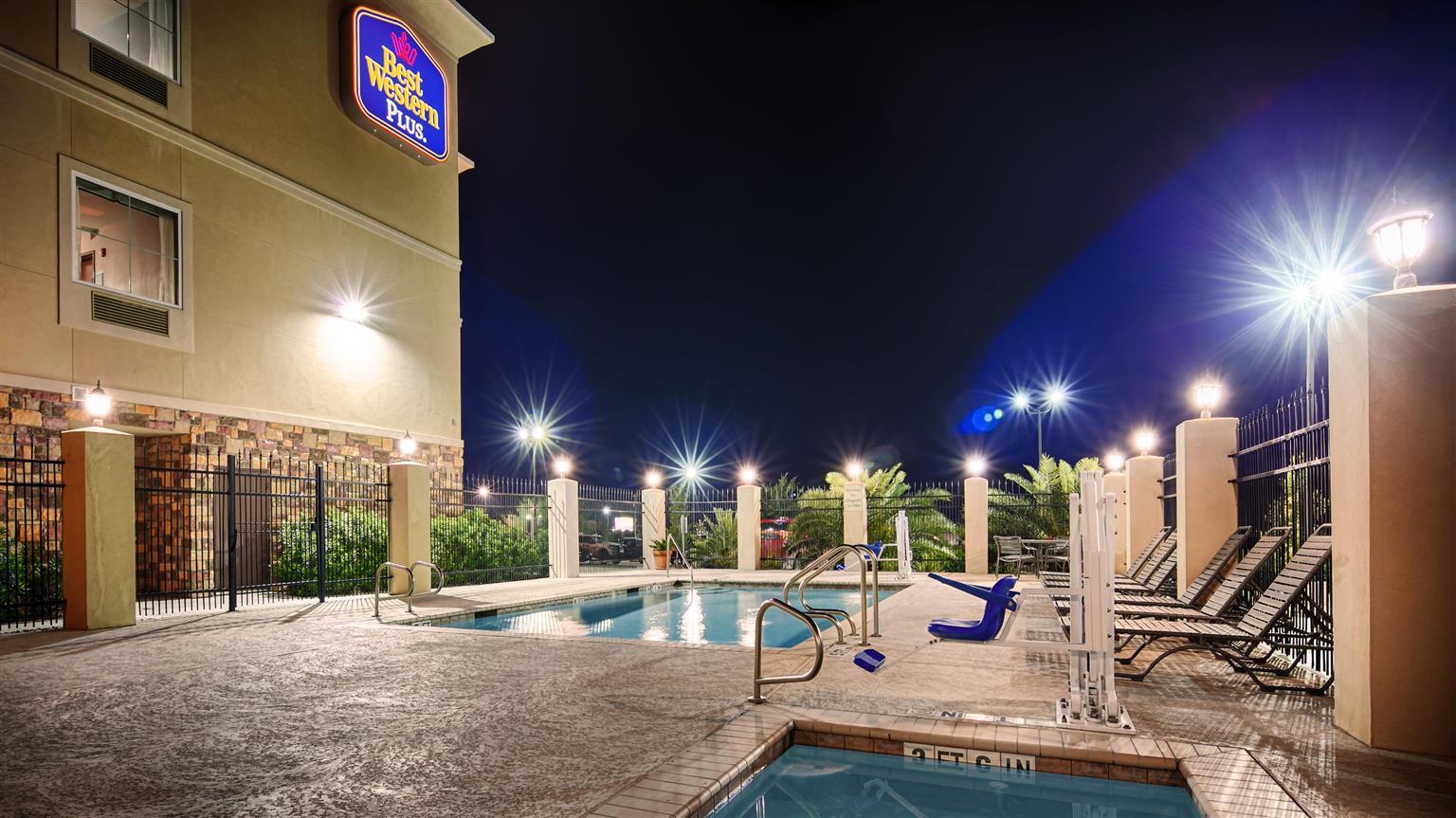 Best Western Plus Kenedy Inn Экстерьер фото