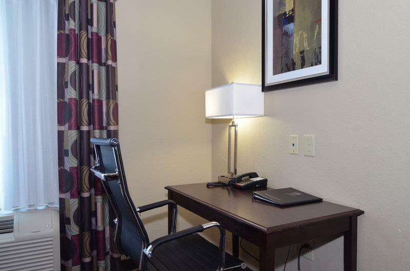 Best Western Plus Kenedy Inn Экстерьер фото